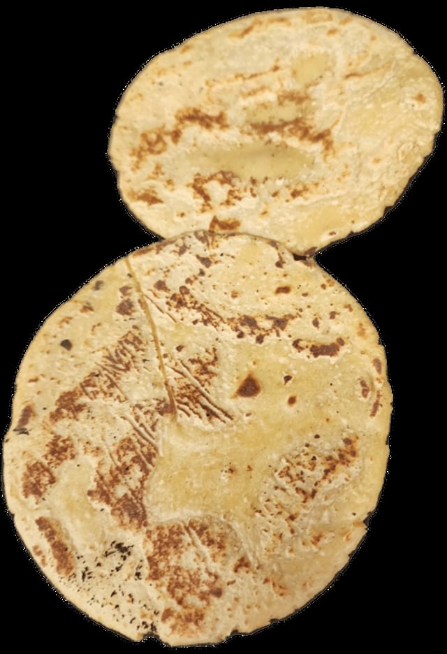Side of Handmade Tortillas / Tortillas-a-Mano (2).