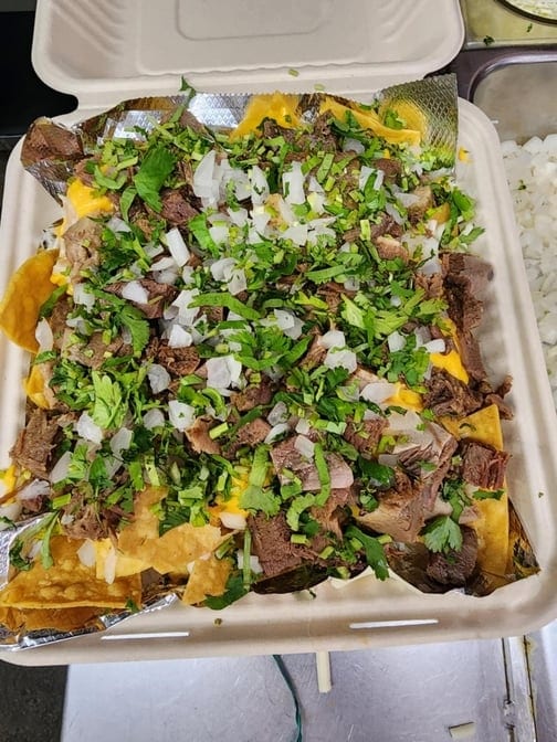 Lengua Nachos.